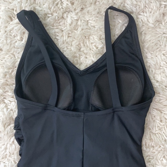 Speedo Black Ruched One Piece Swimsuit - Picture 6 of 9